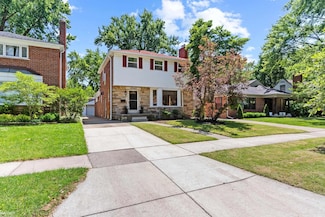 13343 Victoria Ave, Huntington Woods, MI 48070