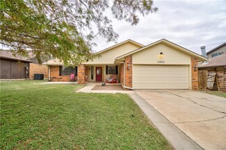 11613 SW 4th Terrace, Yukon, OK 73099