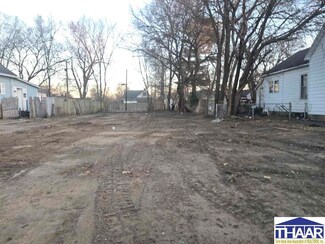 1530 2nd Ave, Terre Haute, IN 47807