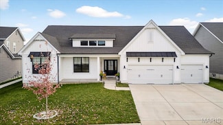 616 Walnut Woods St, Saint Charles, MO 63301
