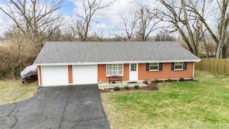 7630 Mad River Rd, Dayton, OH 45459