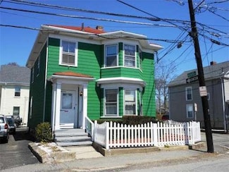 27 Central St, Waltham, MA 02453