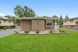 7721 Normandy Ave, Burbank, IL 60459