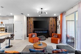 7614 Oak Spring Ln, Davenport, FL 33837