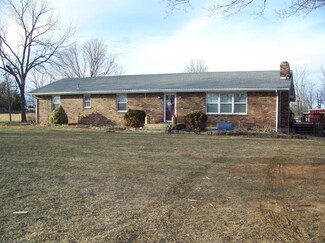2224 County Road 7600, Caulfield, MO 65626