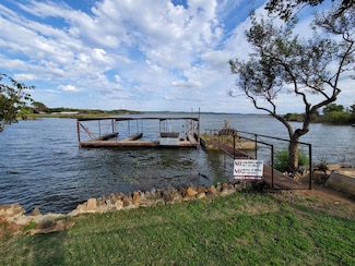 161 Alexander Dr Unit 8, Tow, TX 78672