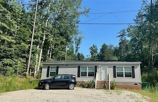 239 Shannandoah Dr, Westminster, SC 29693