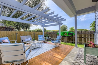 7401 Montezuma St, Austin, TX 78744