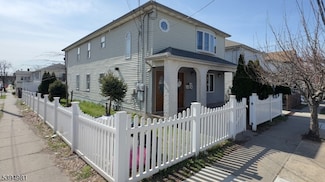 34 Erie St, Elizabethport, NJ 07206