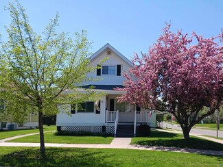 601 4th Ave W, Ashland, WI 54806