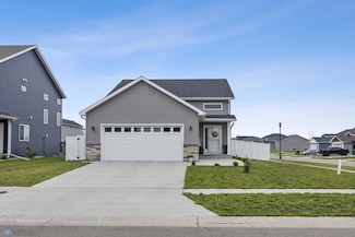 1093 Ashley Dr W, West Fargo, ND 58078