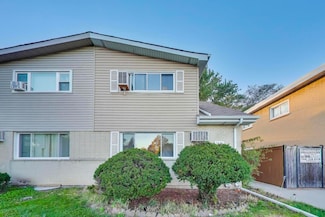 9454 Potter Rd, Des Plaines, IL 60016