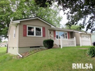 509 16th St, Silvis, IL 61282