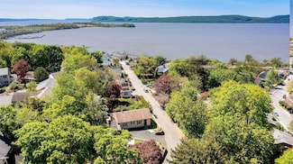 19 Hunter St, Croton On Hudson, NY 10520
