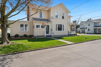 422 James St, Lakeside Marblehead, OH 43440