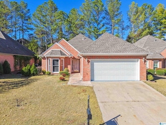 225 Crest Lake Dr, Hoover, AL 35244