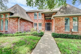 12818 Chriswood Dr, Cypress, TX 77429