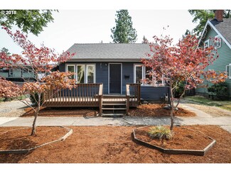 1957 Emerald St, Eugene, OR 97403