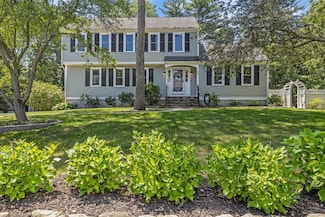 25 Deirdra Dr, Plymouth, MA 02360