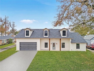 1450 N Chateau Cir, Lake Charles, LA 70605