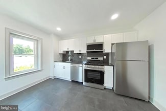 440 Leverington Ave Unit 2, Philadelphia, PA 19128