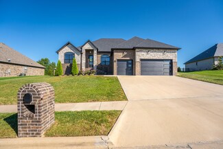 103 Long Dr, Republic, MO 65738