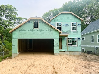 45 Manley Ave, Holland, MI 49424