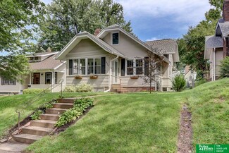 4536 William St, Omaha, NE 68106