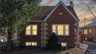 1560 Hudson St, Denver, CO 80220