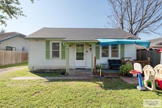 305 E Catherine Ave, Rio Hondo, TX 78583