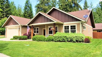318 Jenny Ln, Sandpoint, ID 83864