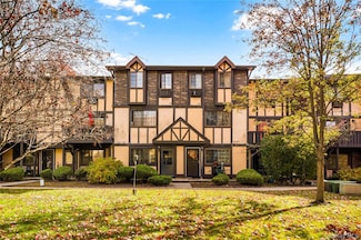 155A Devon Loop, Staten Island, NY 10314