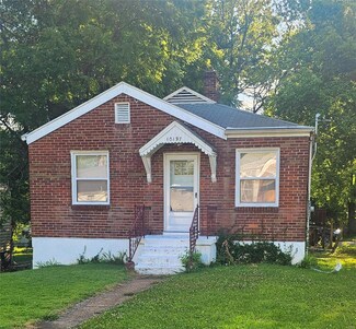 10197 Green Valley Dr, Saint Louis, MO 63136