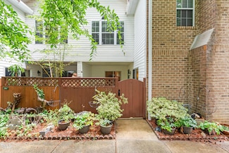 320 Summerwalk Cir, Chapel Hill, NC 27517