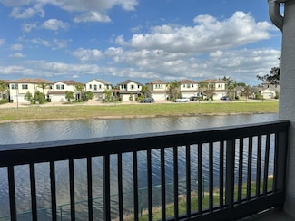 385 SW 113th Way Unit 385, Pembroke Pines, FL 33025