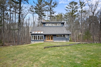 11 Caroline Rd, North Reading, MA 01864