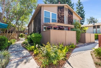 1084 Cabrillo Park Dr Unit B, Santa Ana, CA 92701