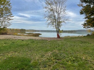 34 Androscoggin Loop Rd, Leeds, ME 04263