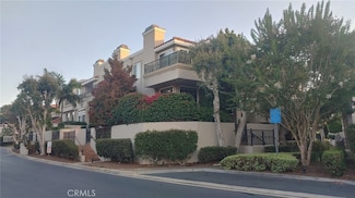 19476 Mountainview Ln, Huntington Beach, CA 92648