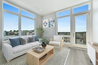 420 W Broadway Unit 604, Boston, MA 02127