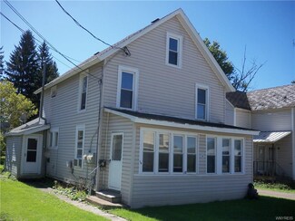 14 Mill St, Franklinville, NY 14737