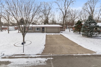 6907 Buick Dr, Indianapolis, IN 46214