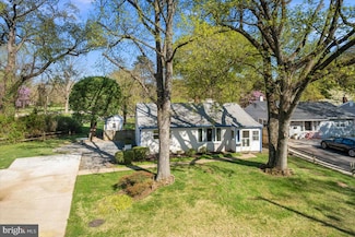 6303 10th St, Alexandria, VA 22307