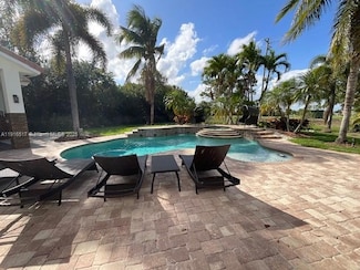 352 Kingfisher Dr, Jupiter, FL 33458