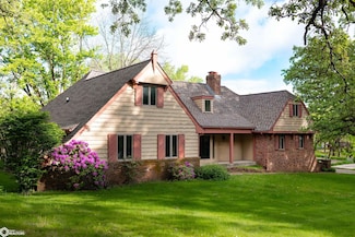 2391 Maple Ridge Dr, Denison, IA 51442