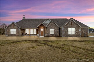 3058 N 205 Rd, Beggs, OK 74421