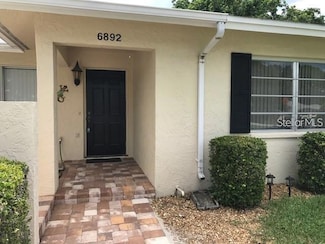 6892 W Country Club Ln, Sarasota, FL 34243