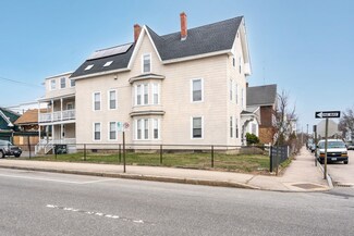 390 Cedar St, Manchester, NH 03103