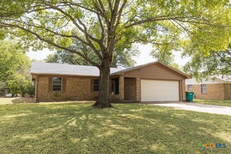 1310 Baldridge Dr, Gatesville, TX 76528