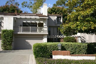 40 Rocky Knoll, Irvine, CA 92612